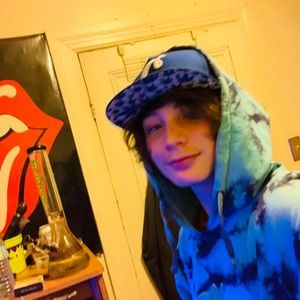 Meet your Posher, Cameron